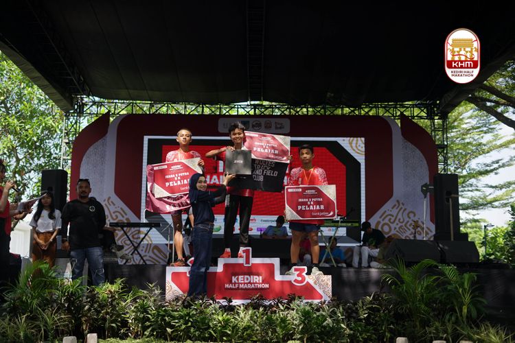 Race photo from Kediri Half Marathon 2025