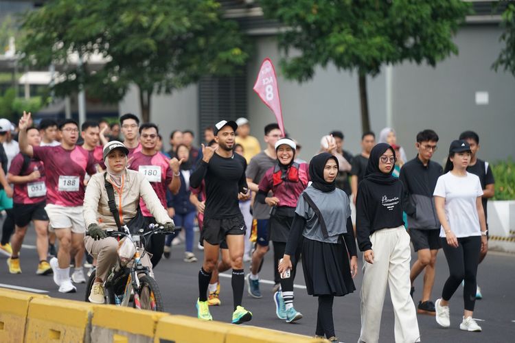 Race photo from Assurance Fun Run 2024