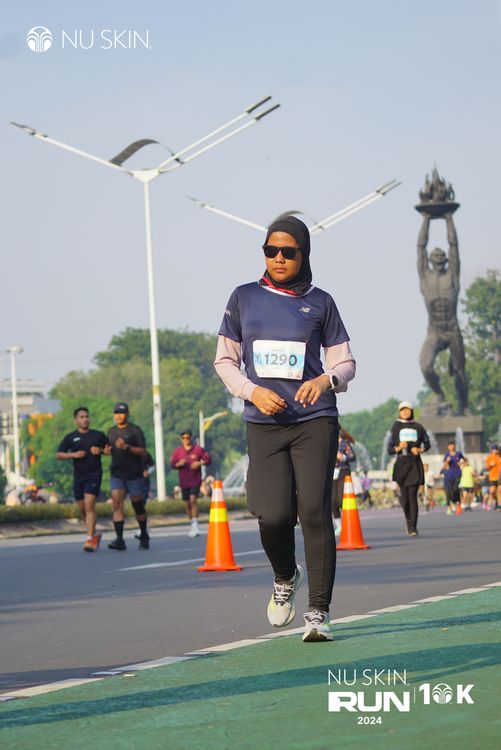 Race photo from Nu Skin Run 10K
