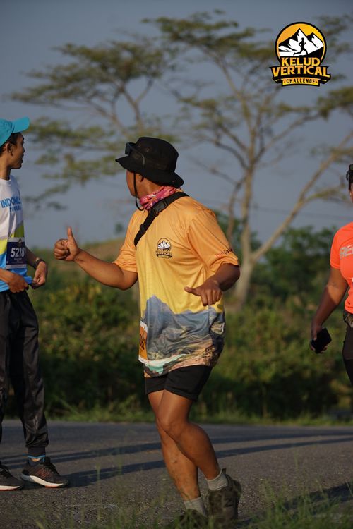 Race photo from Kelud Vertical Challenge 2024