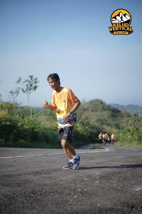 Race photo from Kelud Vertical Challenge 2024