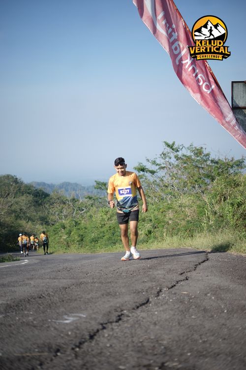 Race photo from Kelud Vertical Challenge 2024