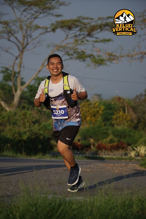 Race photo from Kelud Vertical Challenge 2024