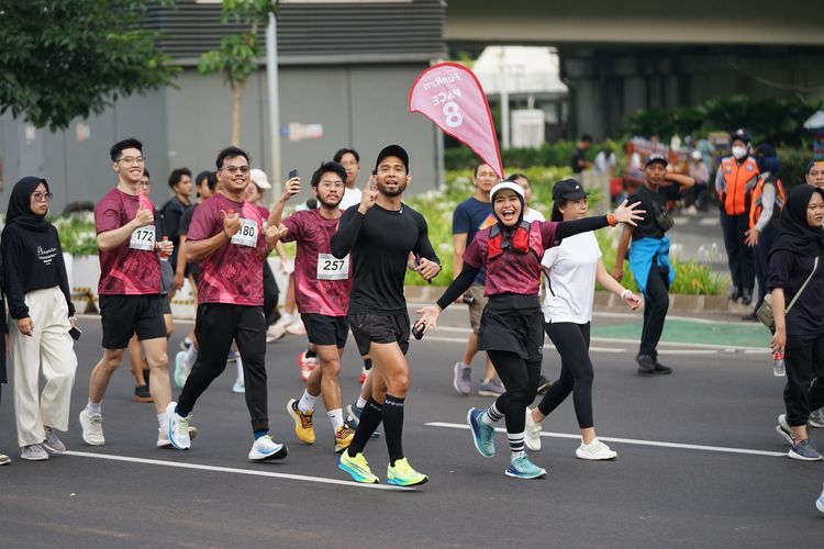 Race photo from Assurance Fun Run 2024