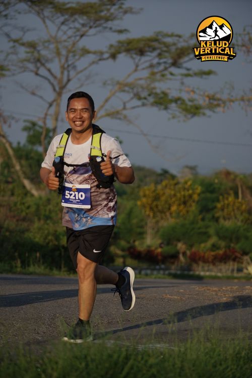 Race photo from Kelud Vertical Challenge 2024