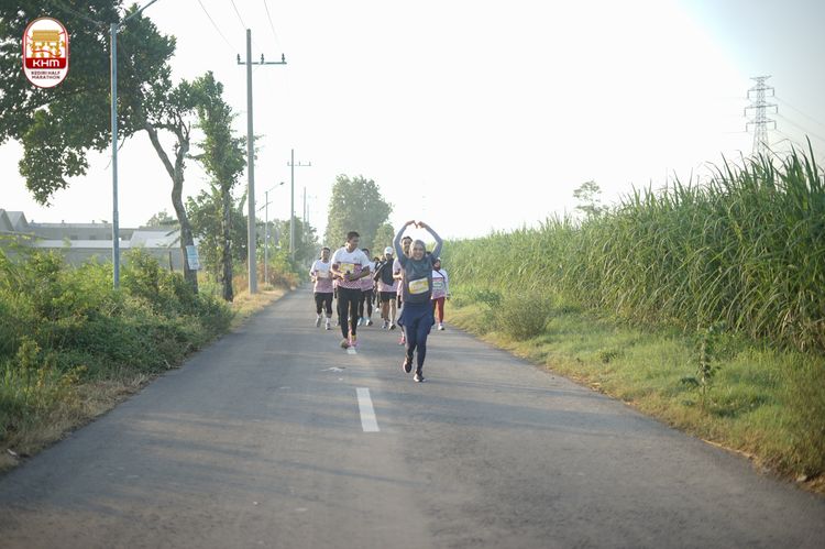 Race photo from Kediri Half Marathon 2024