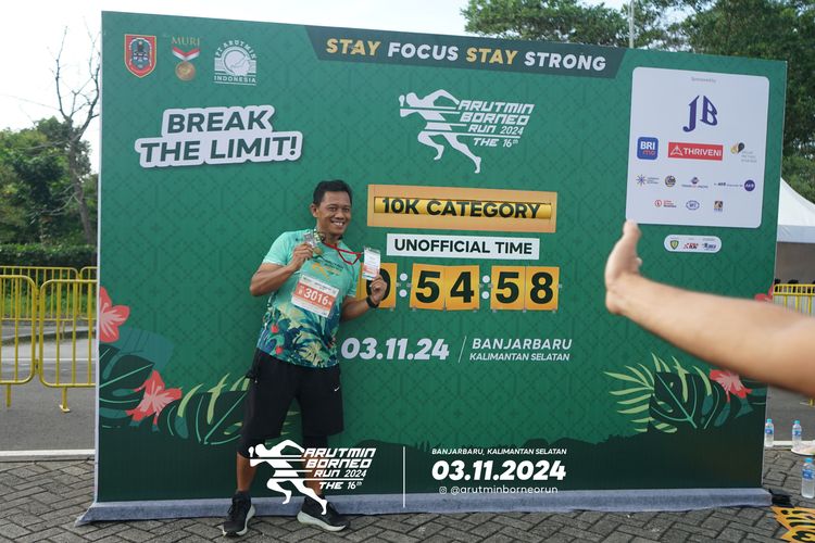 Race photo from Arutmin Borneo Run 2024