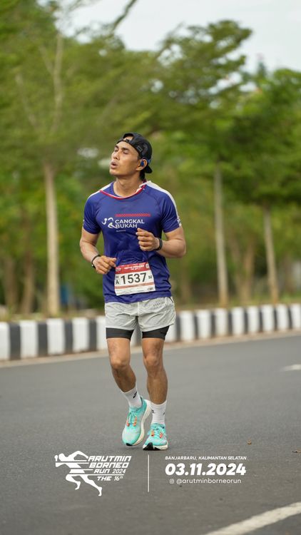 Race photo from Arutmin Borneo Run 2024