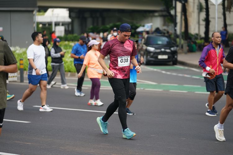 Race photo from Assurance Fun Run 2024