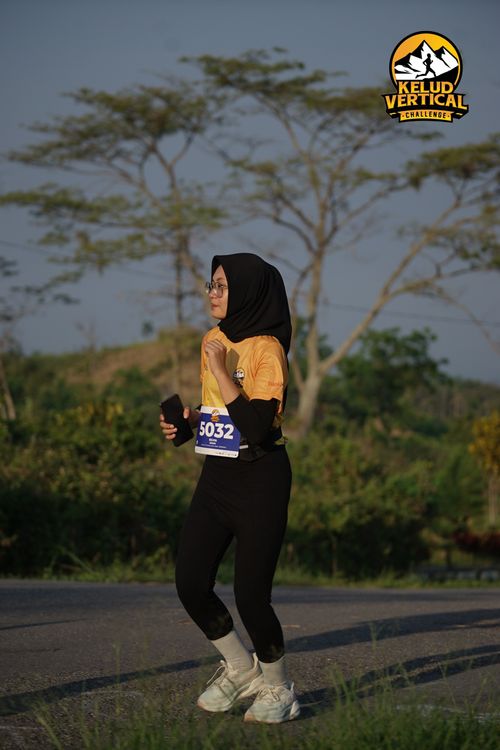 Race photo from Kelud Vertical Challenge 2024