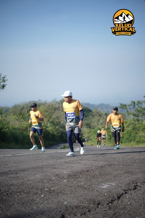 Race photo from Kelud Vertical Challenge 2024