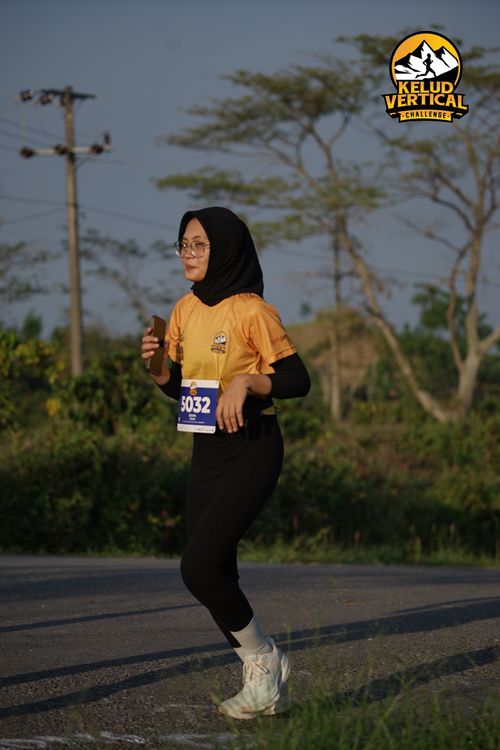 Race photo from Kelud Vertical Challenge 2024