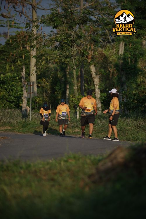 Race photo from Kelud Vertical Challenge 2024