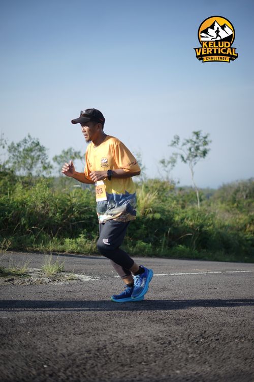 Race photo from Kelud Vertical Challenge 2024