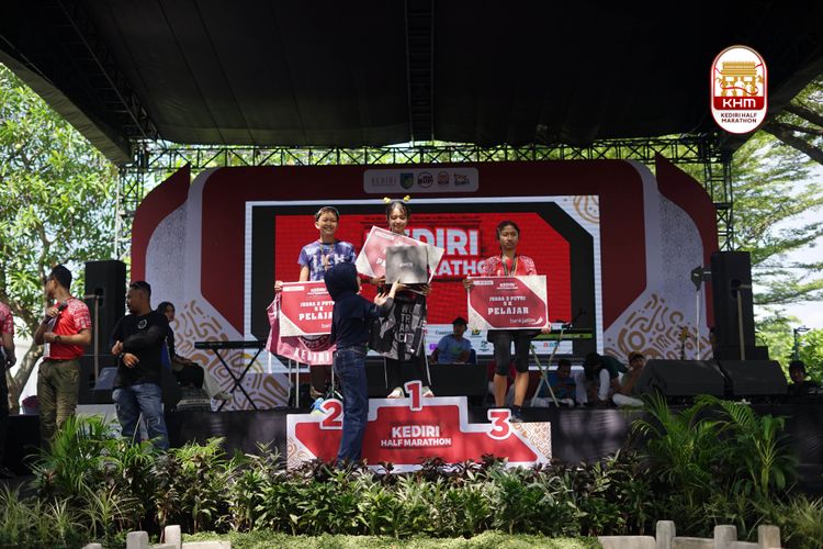 Race photo from Kediri Half Marathon 2025