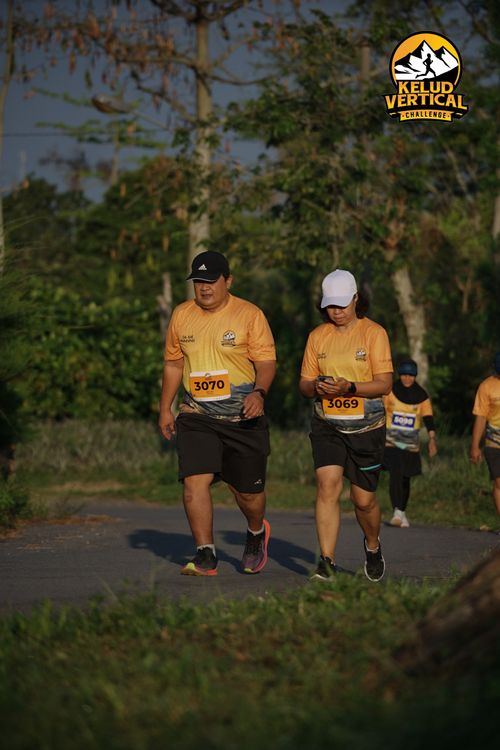 Race photo from Kelud Vertical Challenge 2024
