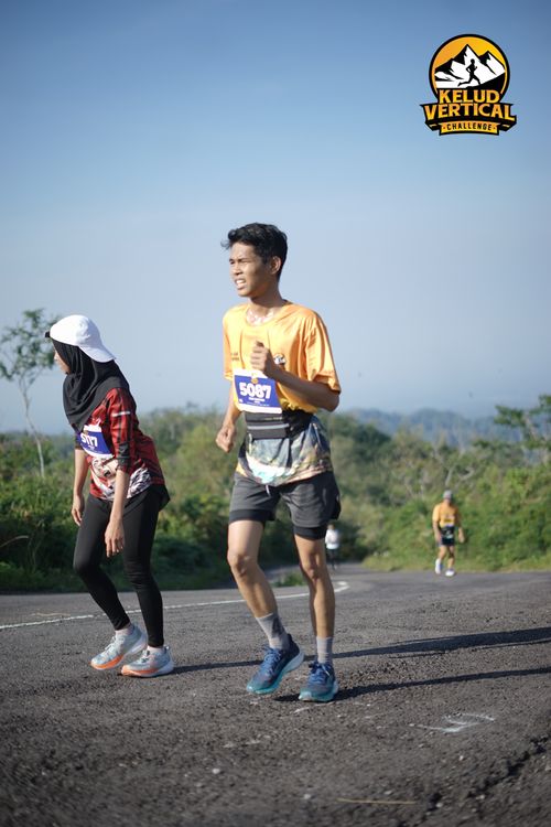 Race photo from Kelud Vertical Challenge 2024
