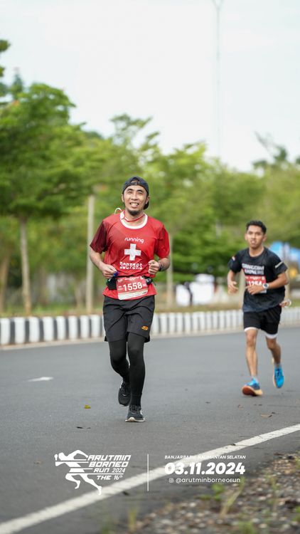 Race photo from Arutmin Borneo Run 2024