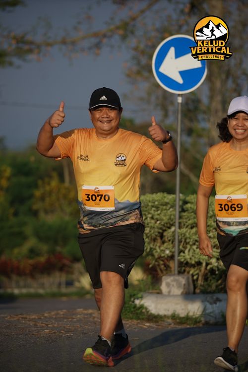 Race photo from Kelud Vertical Challenge 2024