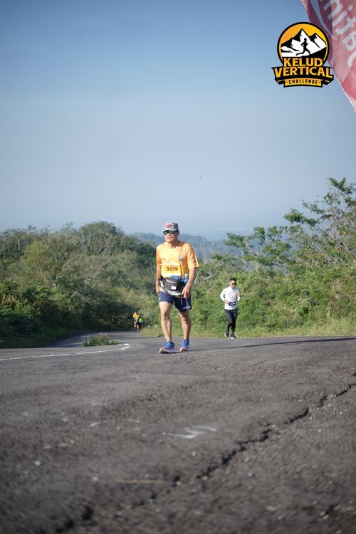 Race photo from Kelud Vertical Challenge 2024