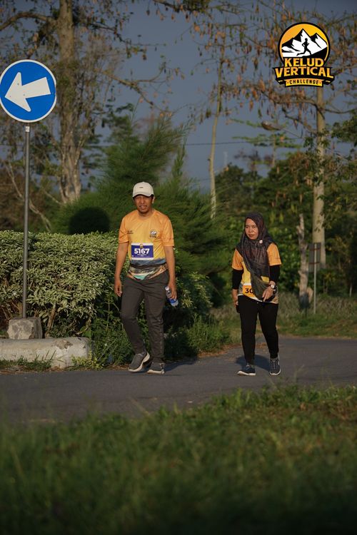 Race photo from Kelud Vertical Challenge 2024