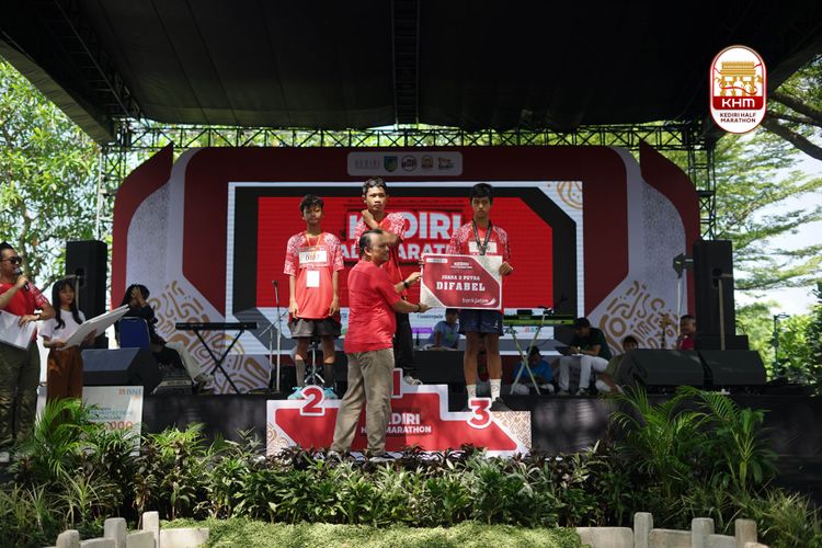 Race photo from Kediri Half Marathon 2025