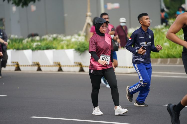 Race photo from Assurance Fun Run 2024