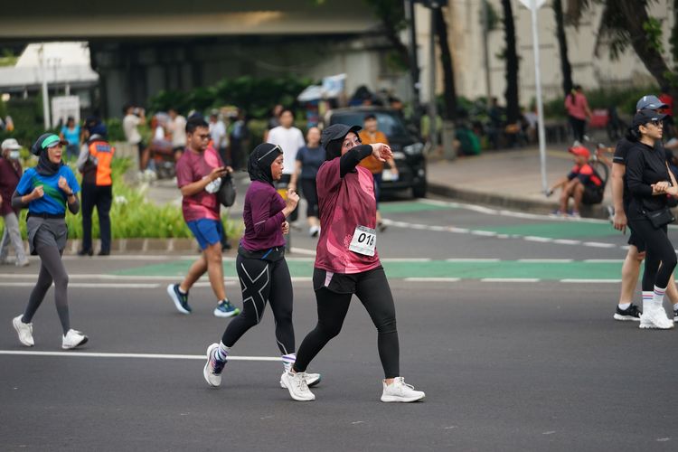 Race photo from Assurance Fun Run 2024