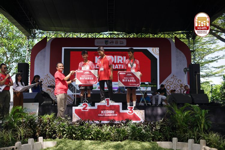 Race photo from Kediri Half Marathon 2025