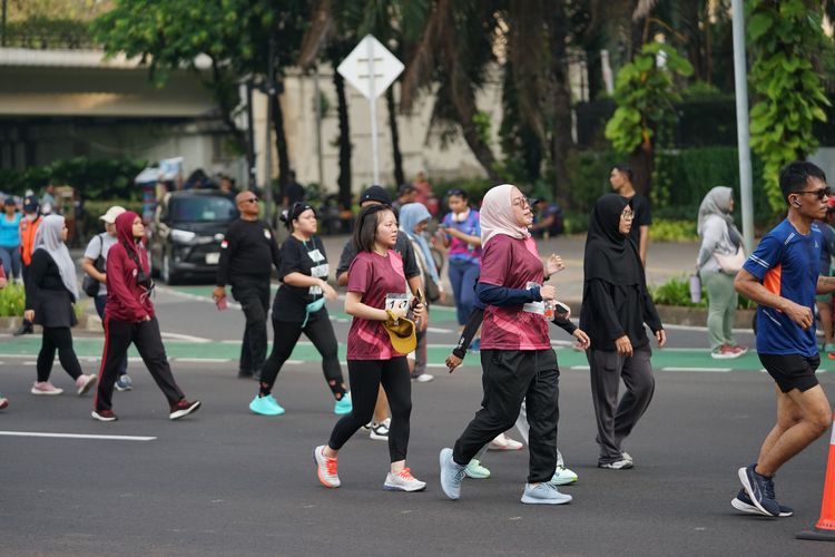 Race photo from Assurance Fun Run 2024