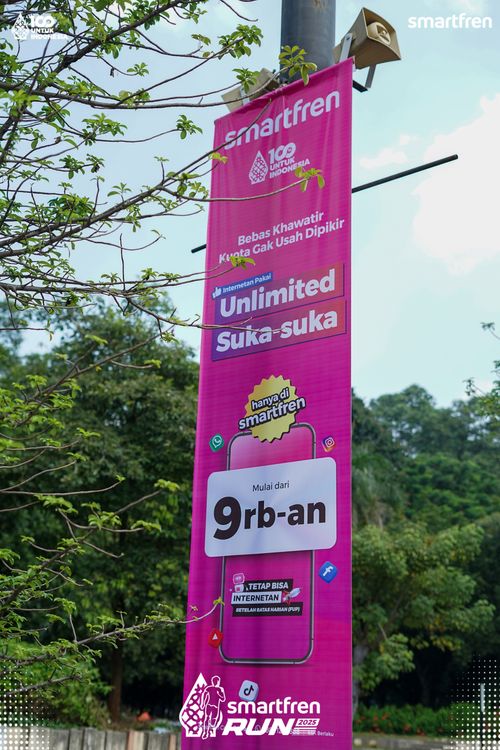 Race photo from Smartfren Run 2025 