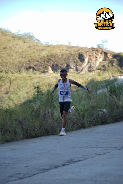 Race photo from Kelud Vertical Challenge 2024