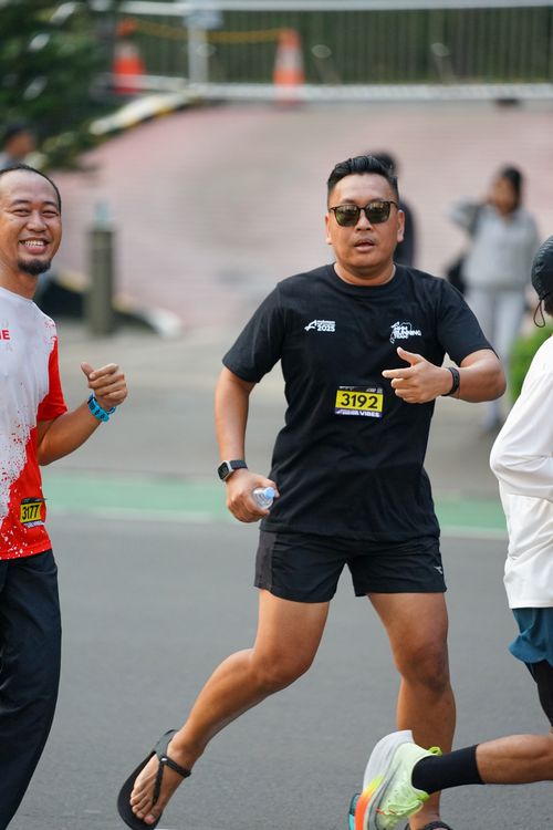 Race photo from MAKASSAR HALF MARATHON 2025 VIBES
