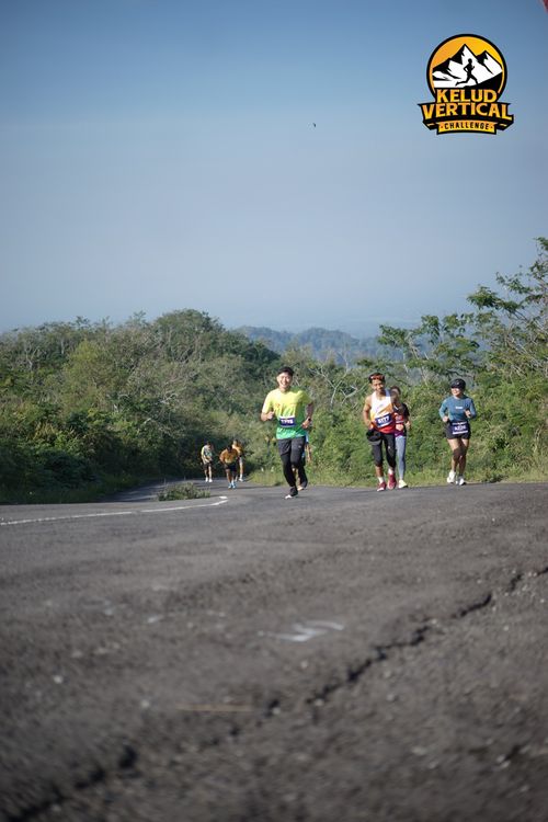 Race photo from Kelud Vertical Challenge 2024