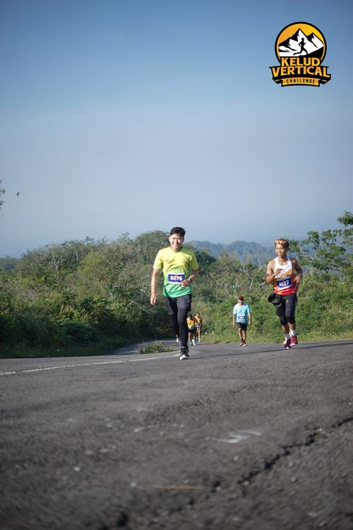 Race photo from Kelud Vertical Challenge 2024