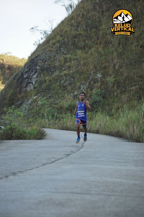 Race photo from Kelud Vertical Challenge 2024