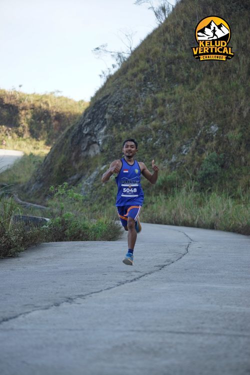 Race photo from Kelud Vertical Challenge 2024