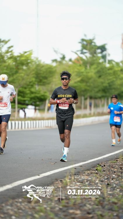 Race photo from Arutmin Borneo Run 2024