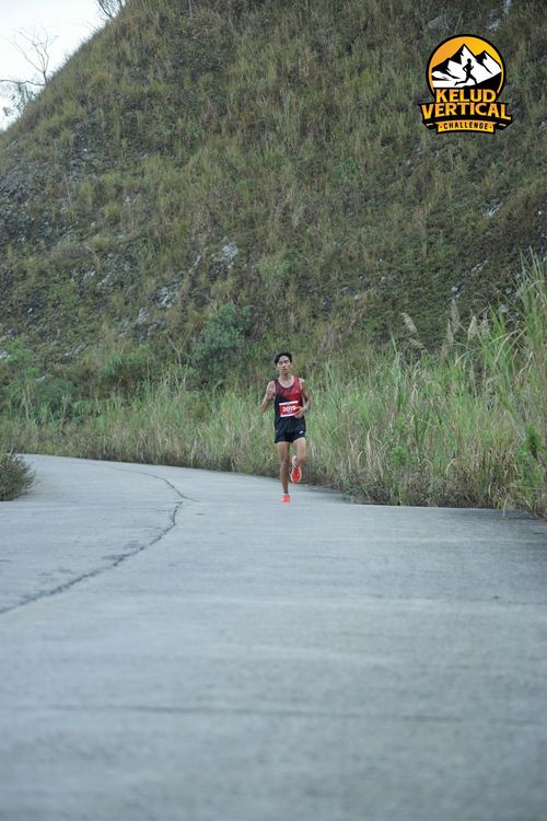 Race photo from Kelud Vertical Challenge 2024