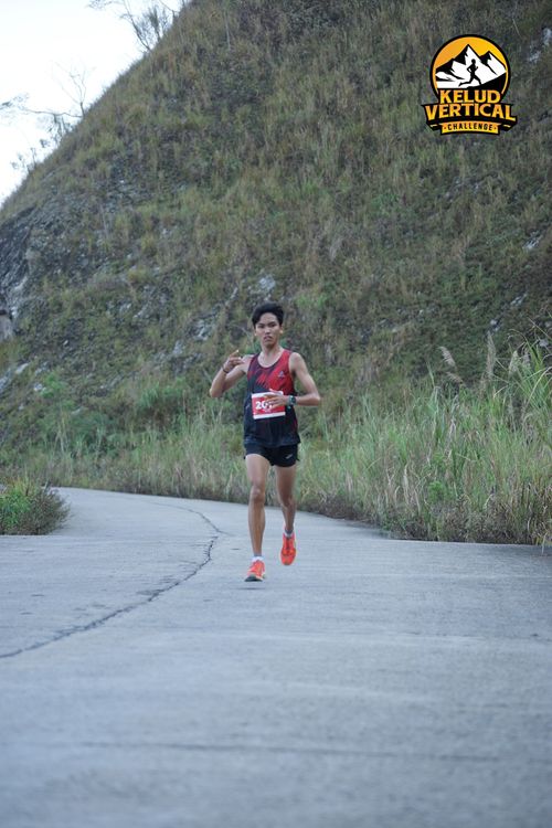 Race photo from Kelud Vertical Challenge 2024