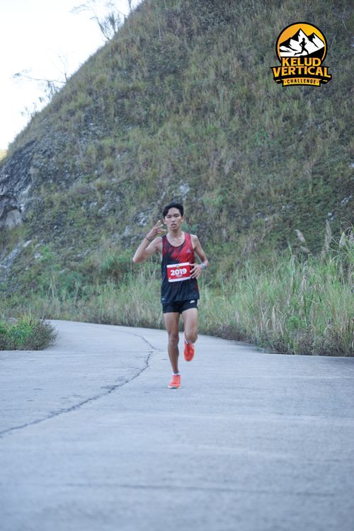 Race photo from Kelud Vertical Challenge 2024