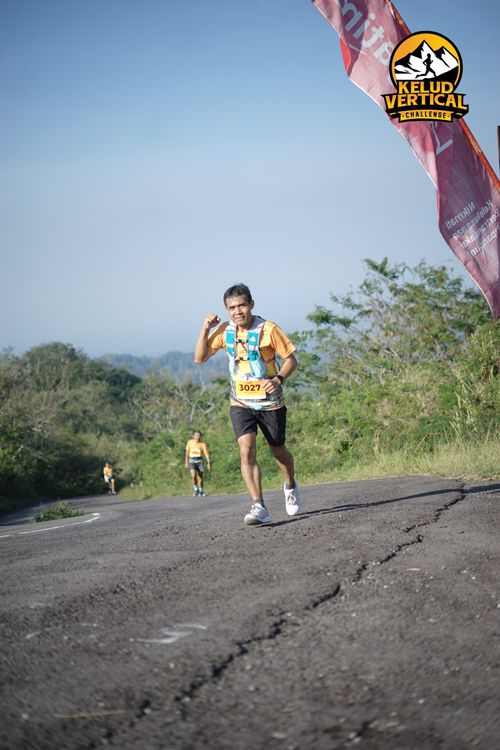 Race photo from Kelud Vertical Challenge 2024