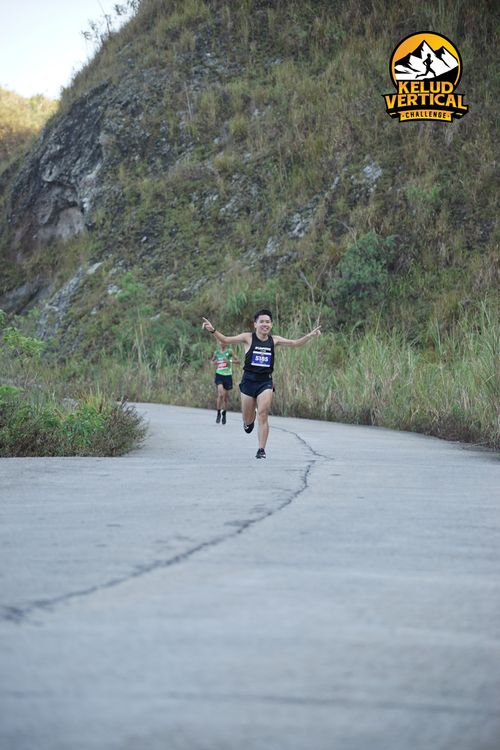 Race photo from Kelud Vertical Challenge 2024