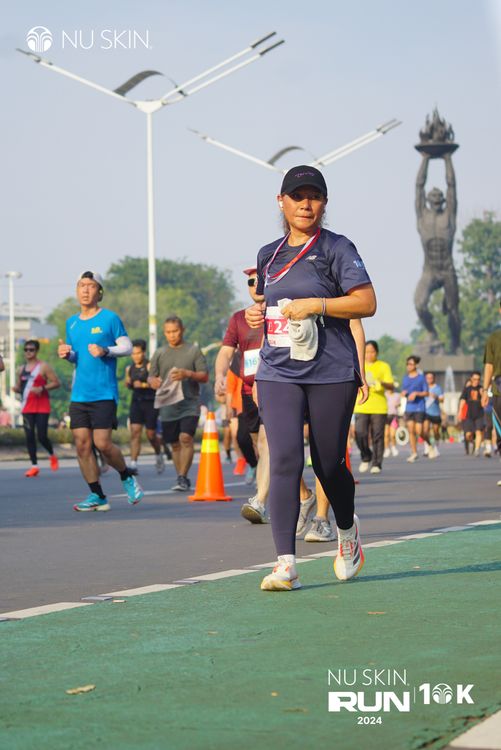 Race photo from Nu Skin Run 10K