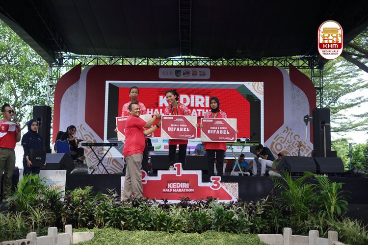 Race photo from Kediri Half Marathon 2025
