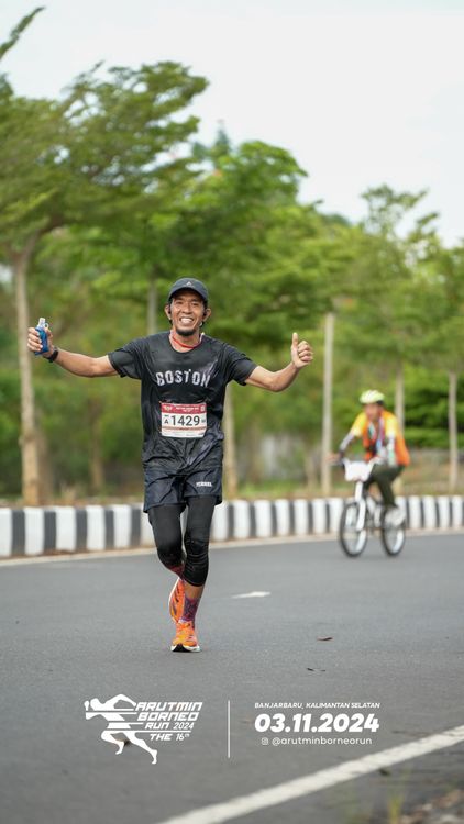 Race photo from Arutmin Borneo Run 2024