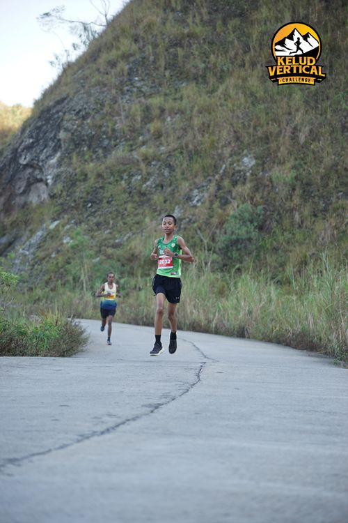 Race photo from Kelud Vertical Challenge 2024