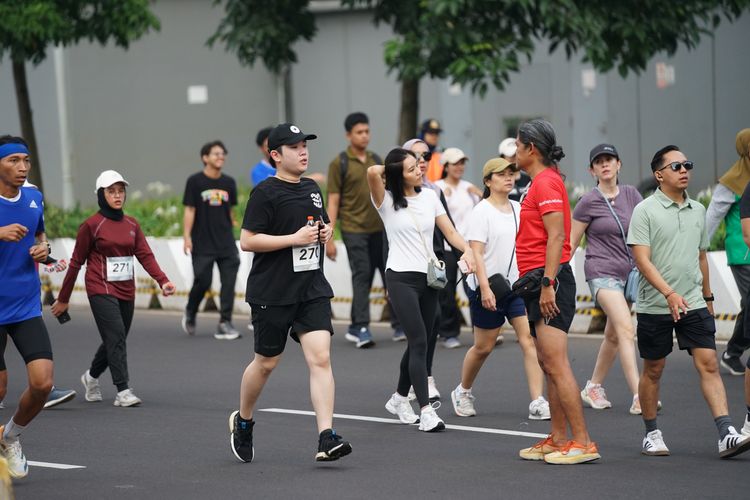 Race photo from Assurance Fun Run 2024