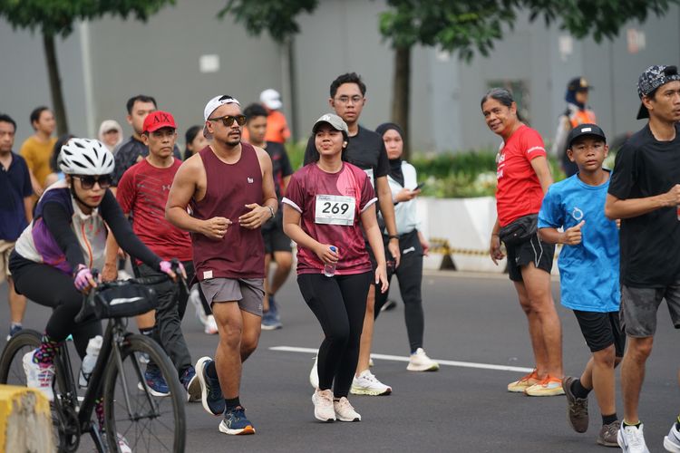 Race photo from Assurance Fun Run 2024