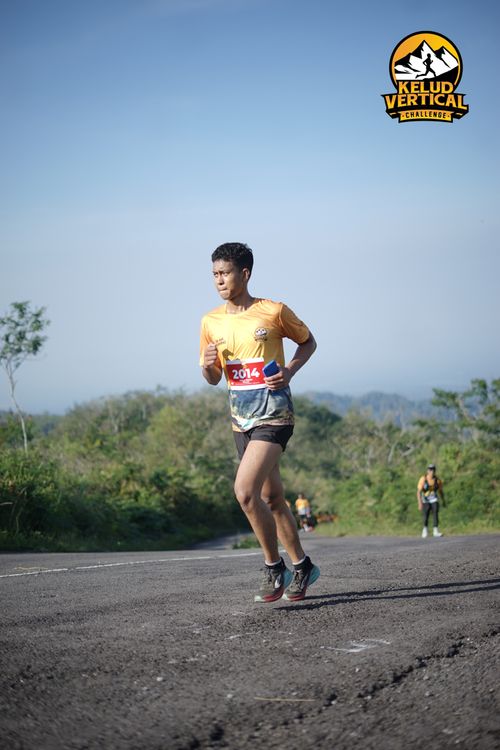Race photo from Kelud Vertical Challenge 2024
